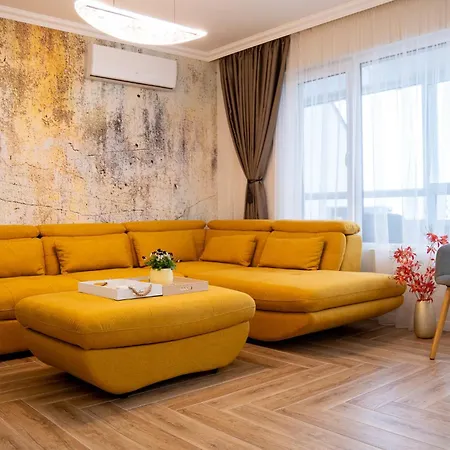 Casa Warna